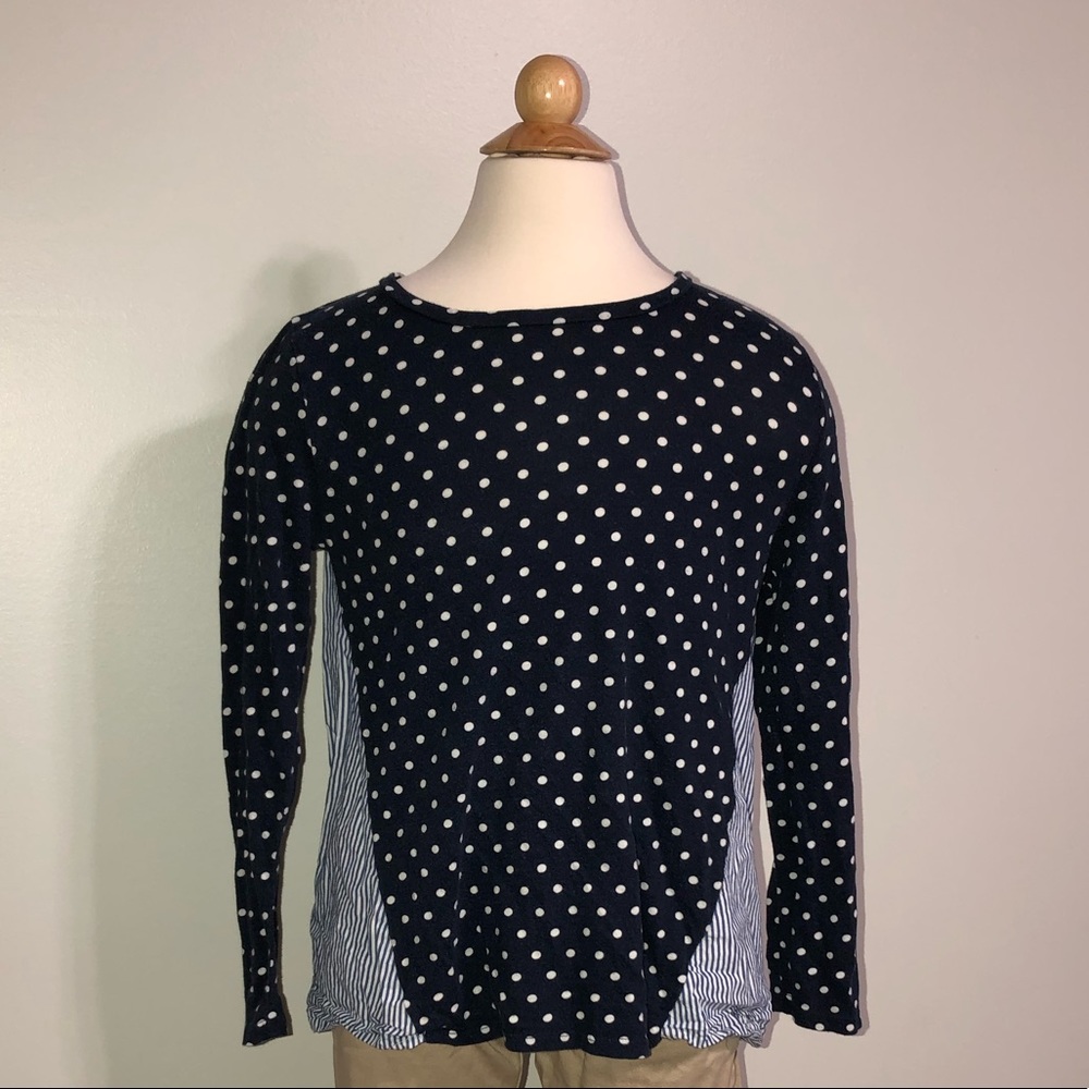 Girls long sleeve blouse.